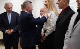 /media/2025-12-08-18-12-13/mg10.jpg