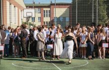 media/2026-06-27-07-44-31/a-1.jpg